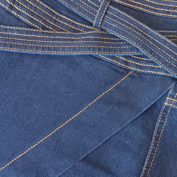Asymmetrical midi jean skirt - size 6 - Picture 4 of 4